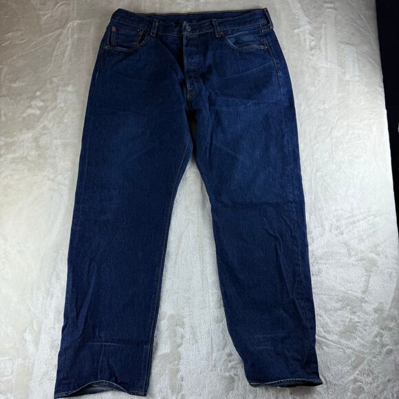 Levi's 501 Jeans Men's 38x32 Medium Wash Blue Straight Leg Casual / Workwear - Picture 2 of 9